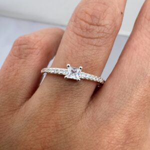 Anillo de Compromiso Plata 925 - A04