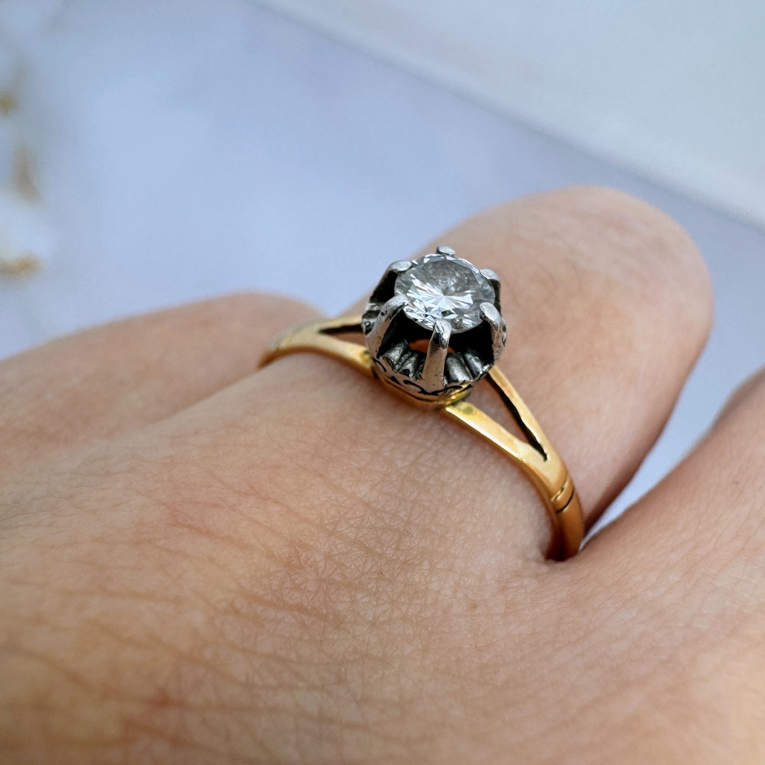 Anillo con Diamante - Oro 18 kt - Imagen 2