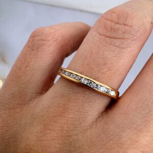 Anillo Medio Riviere - Oro 18 kt