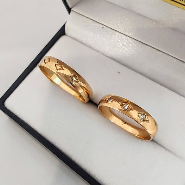 Alianzas Italianas 6,5 - Rombos con Zafiros Blancos (Oro 18kt)